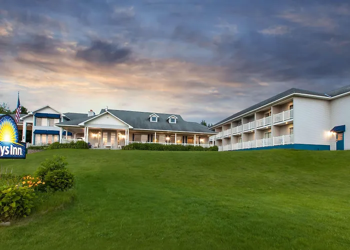 Days Inn By Wyndham Petoskey