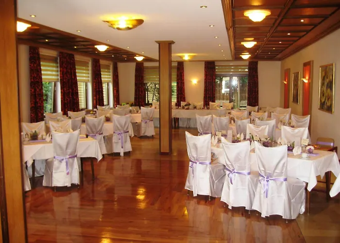 Wald-Café Hotel-Restaurant