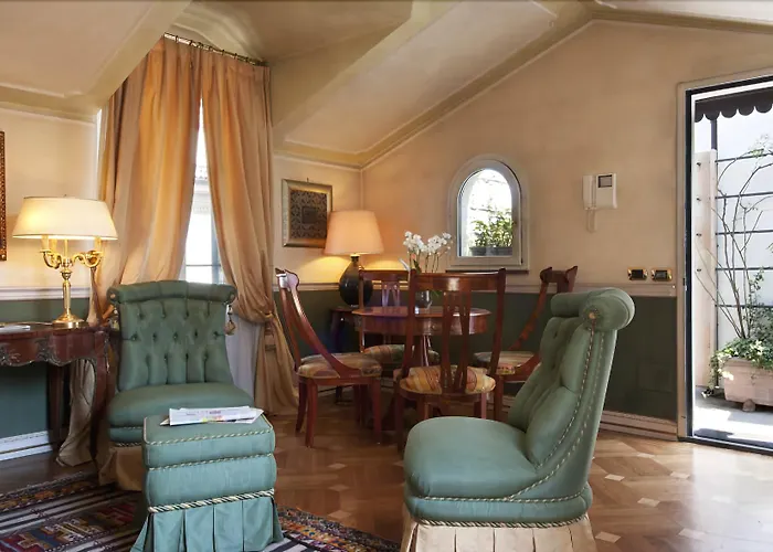 Self Catering: Petit Palais Hotel De Charme