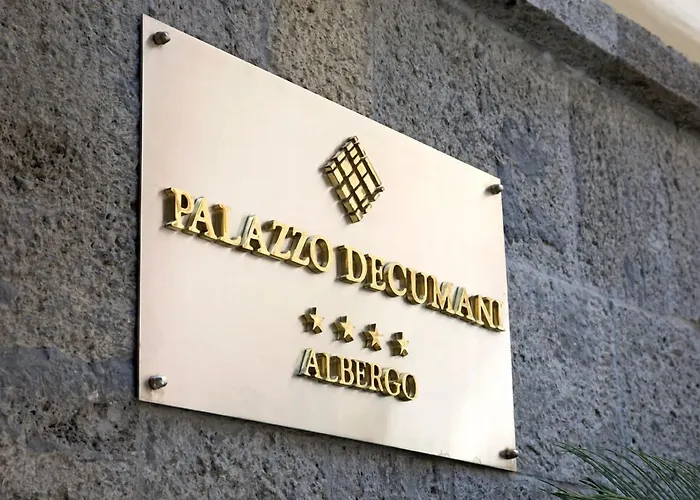 Hotel nahe Flughafen: Albergo Palazzo Decumani