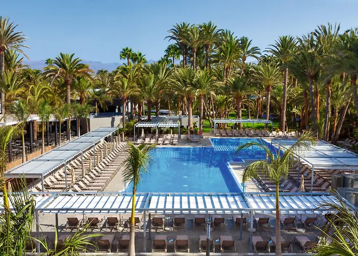 Central hotel: Hotel Riu Palace Oasis