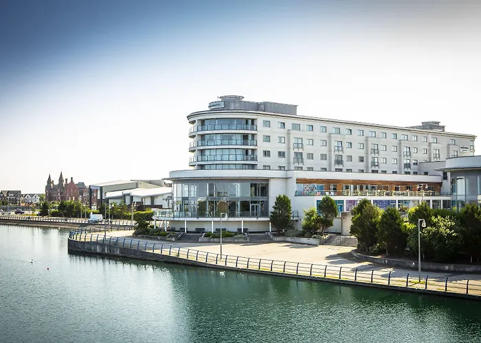 Golf hotels Waterfront Southport