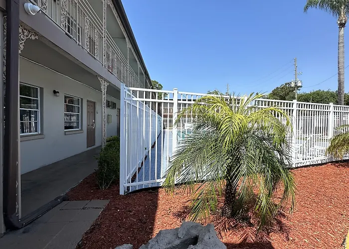 Motel: Econo Lodge St Petersburg Central