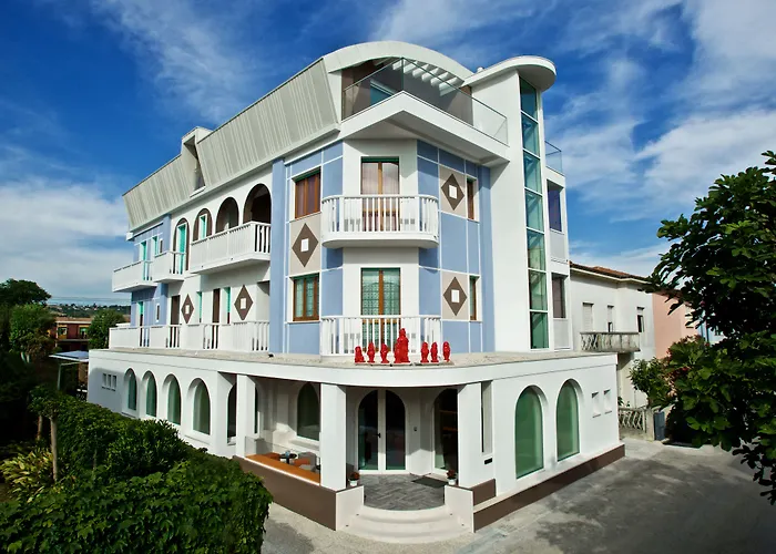 Hotel Ping Pong: Hotel Biancaneve Wellness