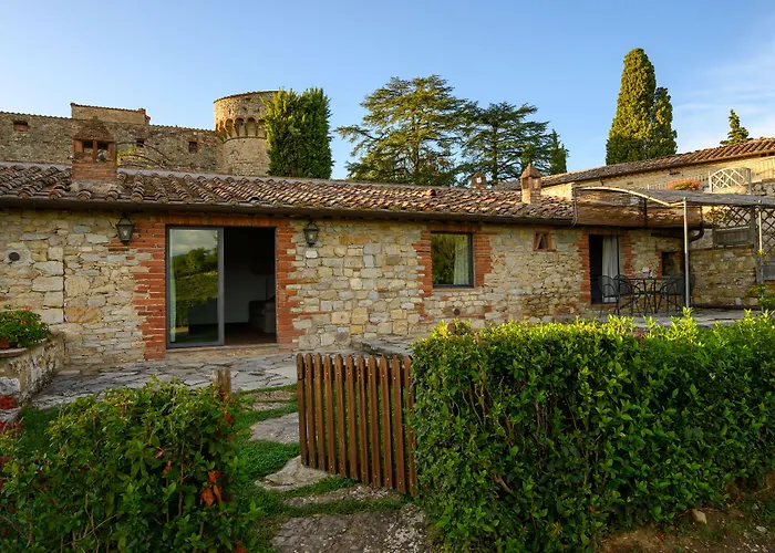 Castello Di Meleto Wine Destination - Camere In Castello E