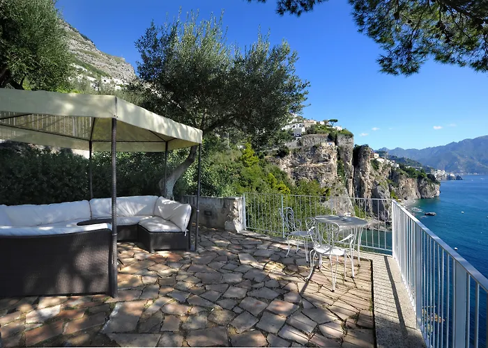Santa Maria - Luxury Sea View