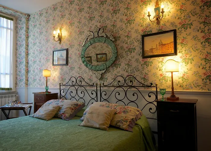 Guest House Arco Dei Tolomei