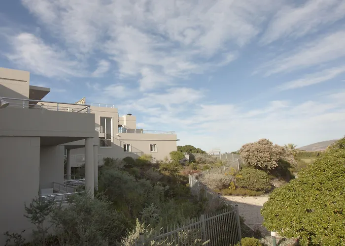 Robberg Beach - Lion Roars Hotels & s