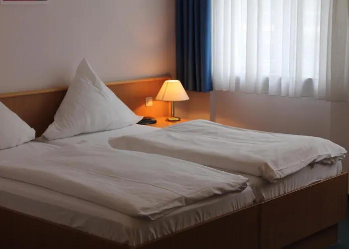 3 SterneHotel Filmhotel Lili Marleen Potsdam
