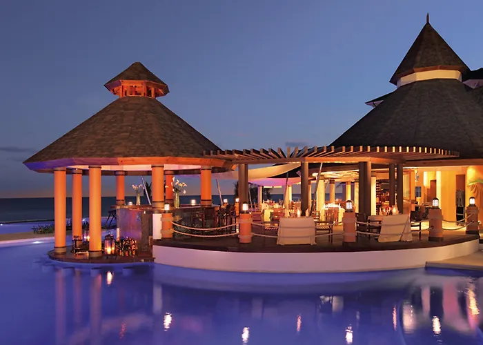 Self catering: Secrets Wild Orchid Adults Only