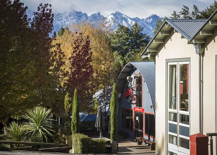 Pinewood Queenstown