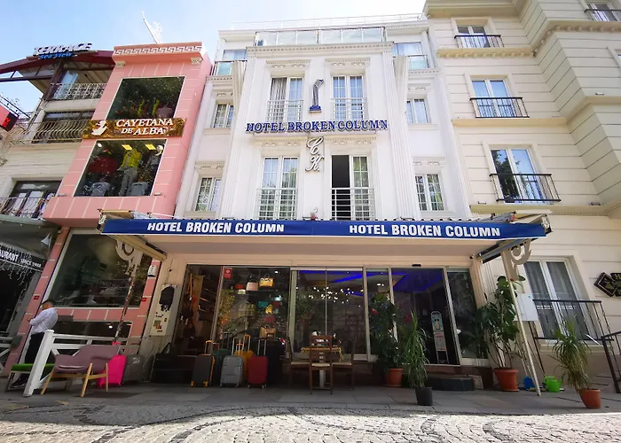 Familienhotel: Hotel Broken Column