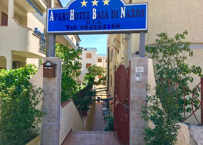 Self Catering: Baia Di Naxos