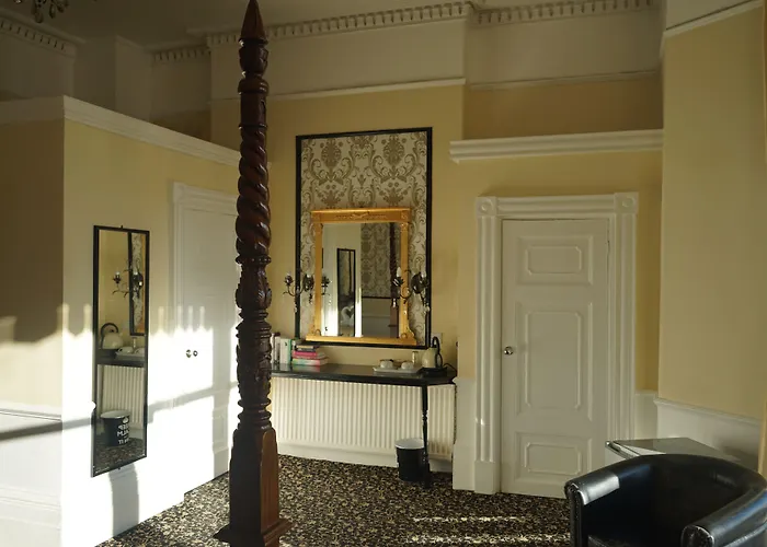 Romantic hotels Regency