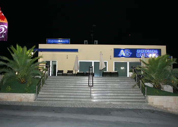 Hotel Romântico: Hotel Albergaria Borges