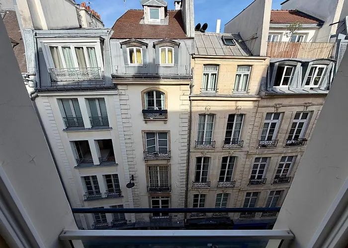 85 Saint Honore