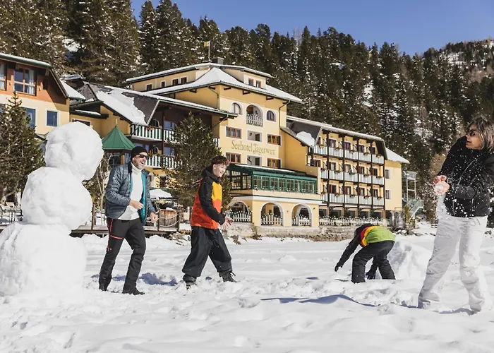 Hotel mit Pool: Seehotel Jägerwirt