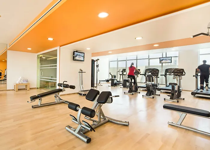 Al Khoory Executive Hotel, Al Wasl