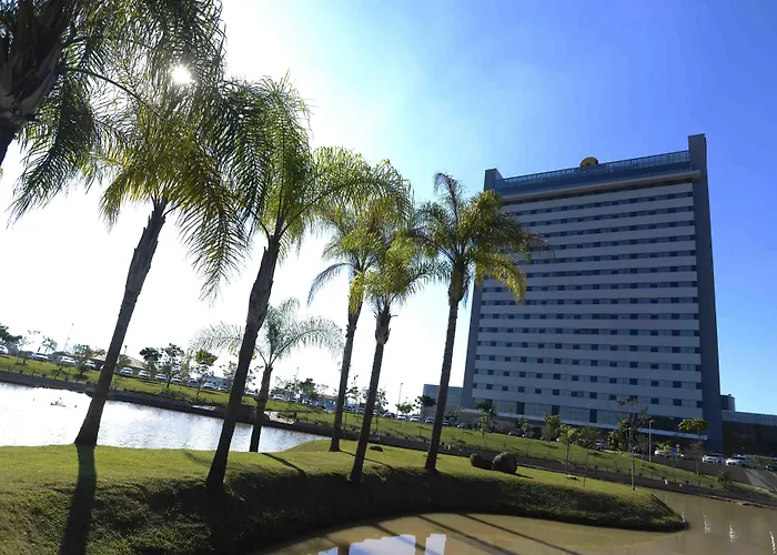 Hotel com parque aquático: Hotel Rainha do Brasil