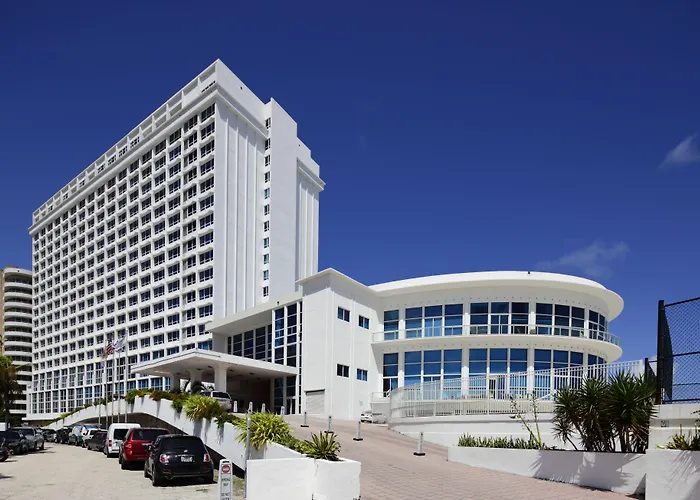 Aluguéis de temporada: New Point Miami Beach Apartments