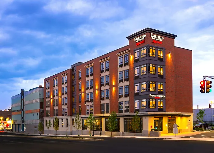 Fairfield Inn & Suites By Marriott Boston