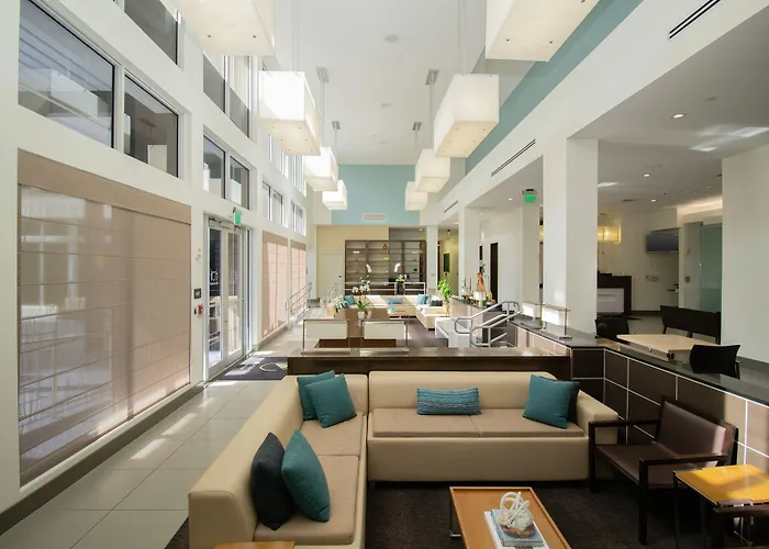 3 star hotels Element Miami Doral