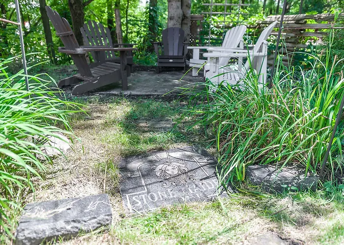 Boutique hotel only: Stone Maiden Inn