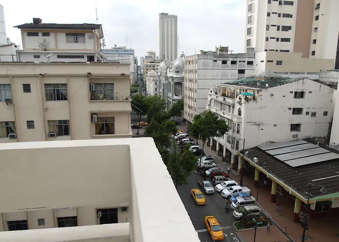 Cheap hotels Malecon Inn