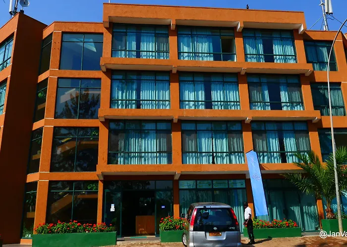 Gorillas City Centre Hotel