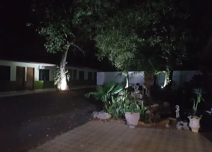 Alojamento com o café da manhã Apenas: Pousada Naipi