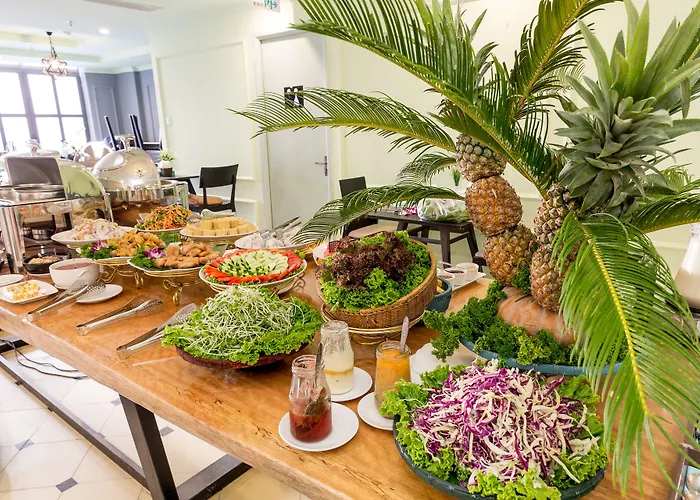 Cheap hotel: Le House Boutique Hotel - 100M To The Beach