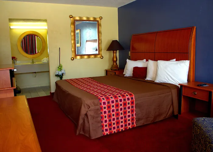 Central hotel: Lambert Inn