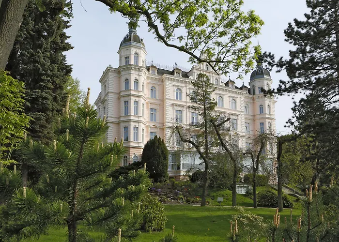Family Friendly Hotels Bristol Palace