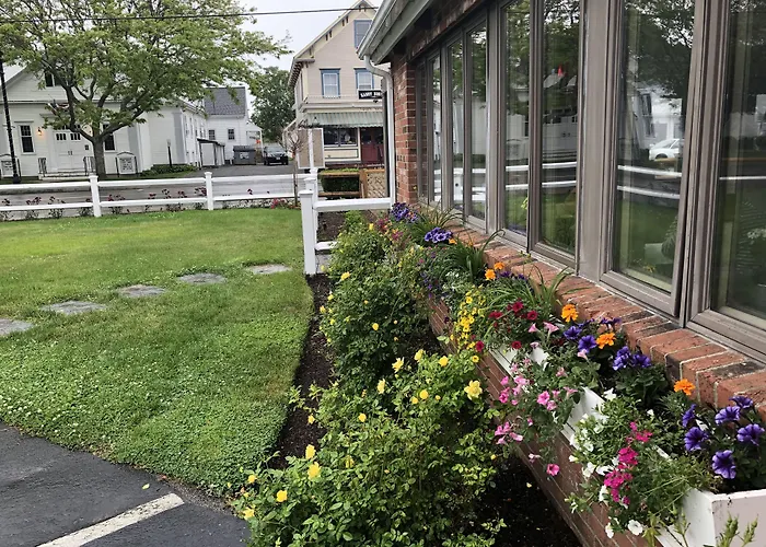 Romantic hotels Hyannis Inn