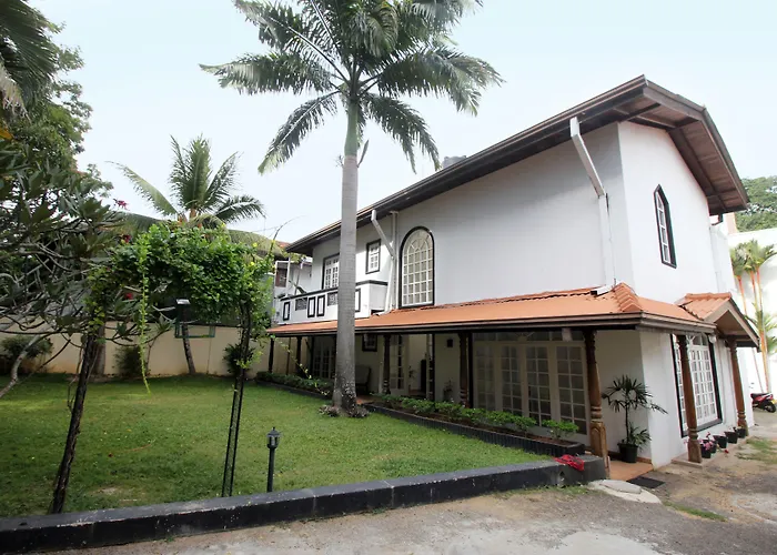 Guest house: Olu Colombo Villa