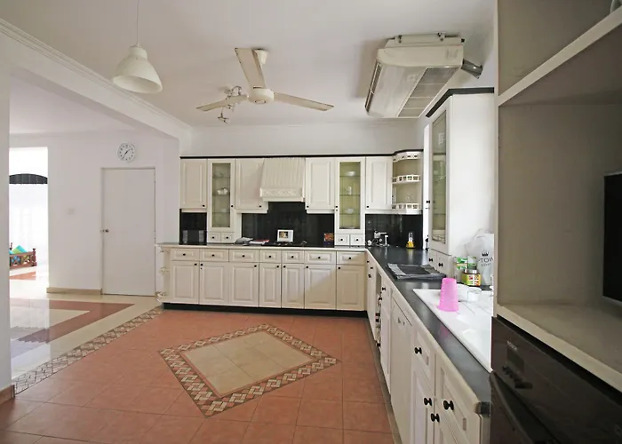 Guest house: Olu Colombo Villa