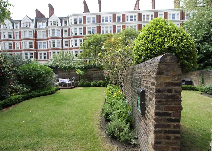 Hotel cerca del colegio: Ridgemount Hotel