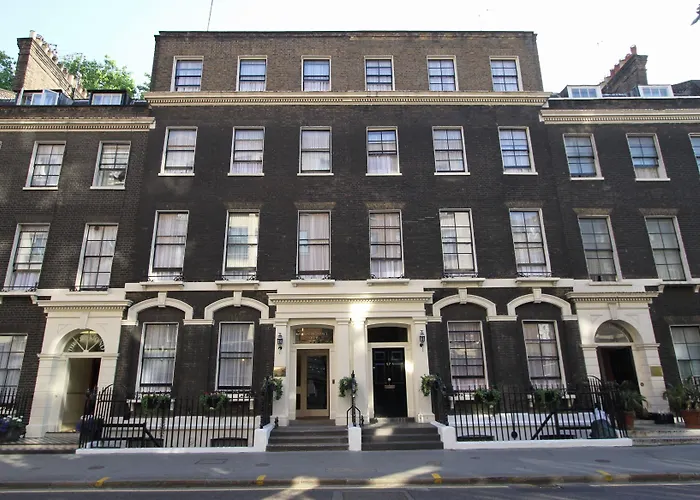 Hotel cerca del colegio: Ridgemount Hotel