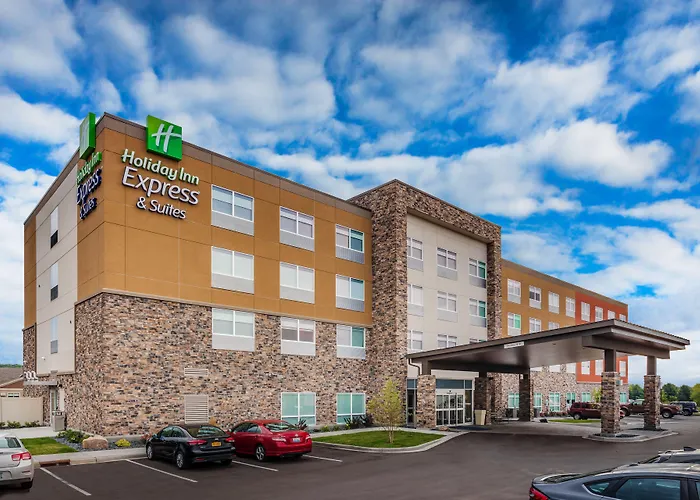 Beach hotel: Holiday Inn Express & Suites - Rice Lake By Ihg