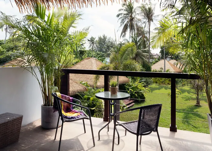 Resort: Mali Resort Sunrise Beach