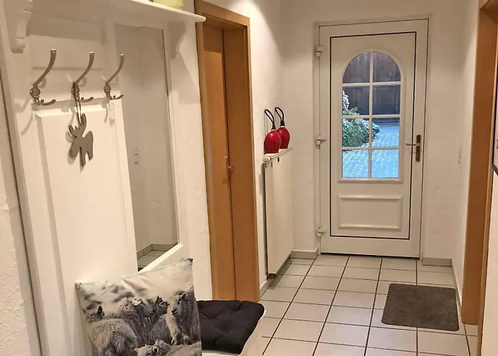 Ferienvermietung: Ferienwohnung Fleckenberg