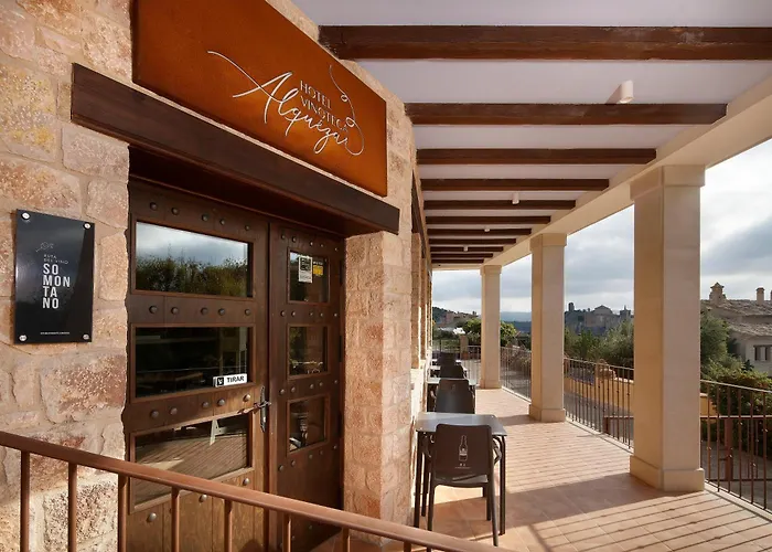  Vinoteca Alquezar - Adults Only