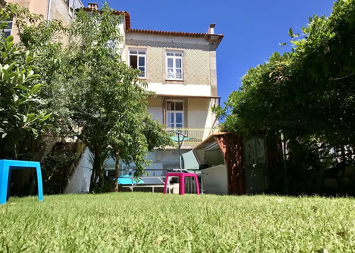 Hotel perto da faculdade: Urban Garden Porto Central Hostel