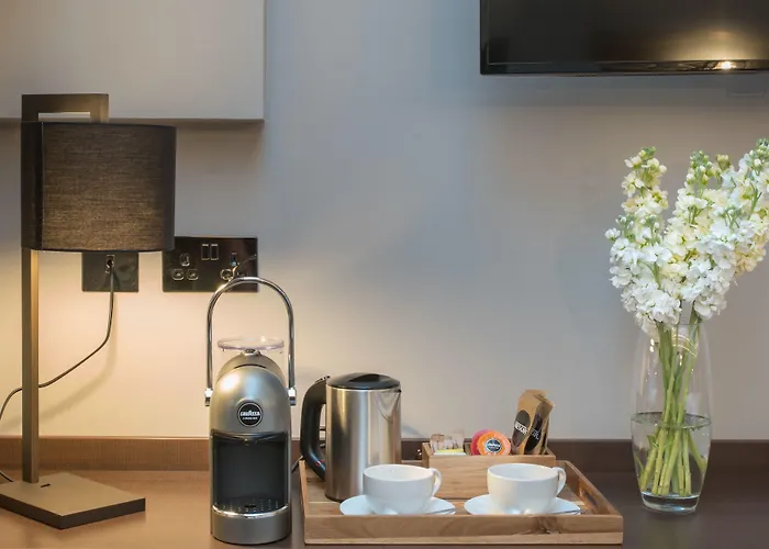 Camden Enterprise Hotel