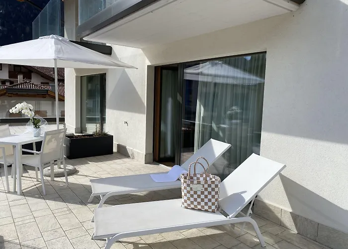 Dolomeet Boutique Hotel