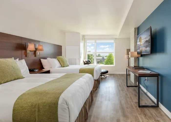 Kid friendly hotel Interurban Seattle Airport Seatac