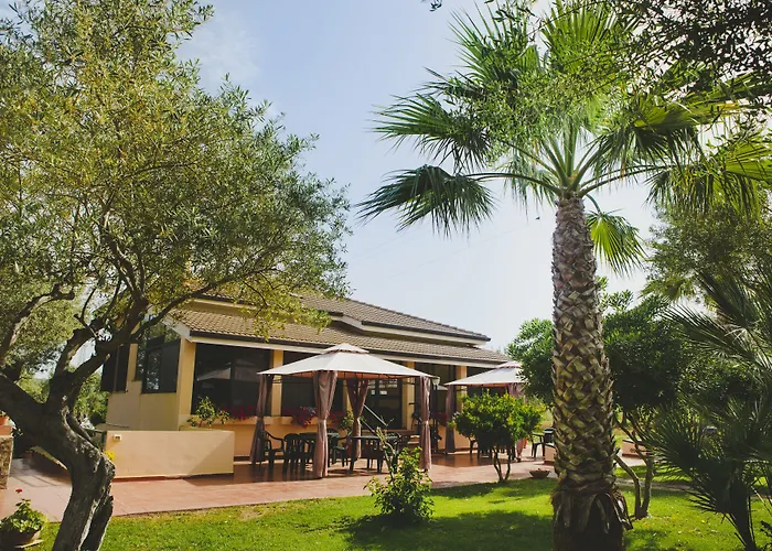 Hotel Con Piscina Grazia Rooms