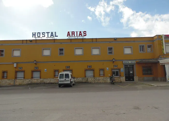 Hotel cerca del colegio: Hostal Arias