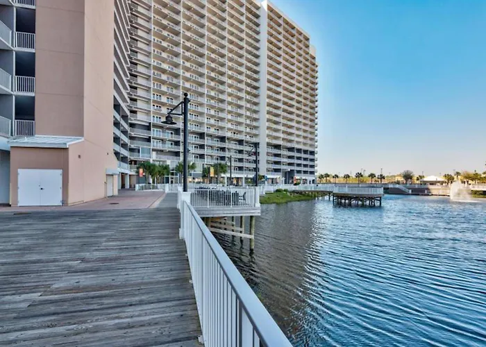 Apartment: Lake Town Wharf