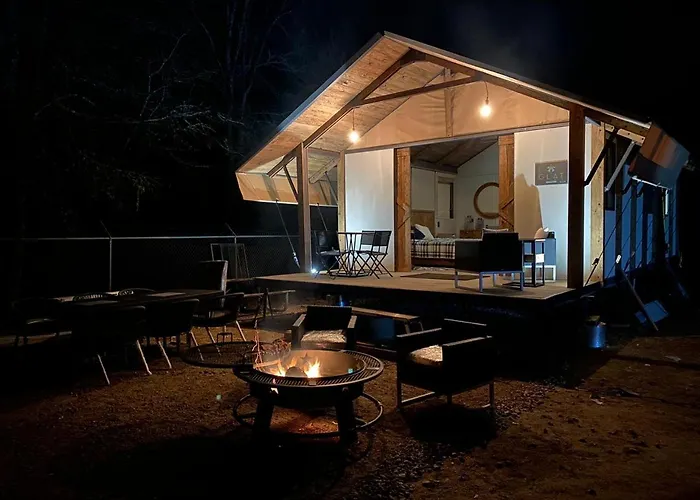 Premium Lakefront Cabin 3 The Firefly